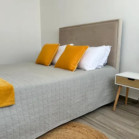 My Beach's Poente Apartmán *